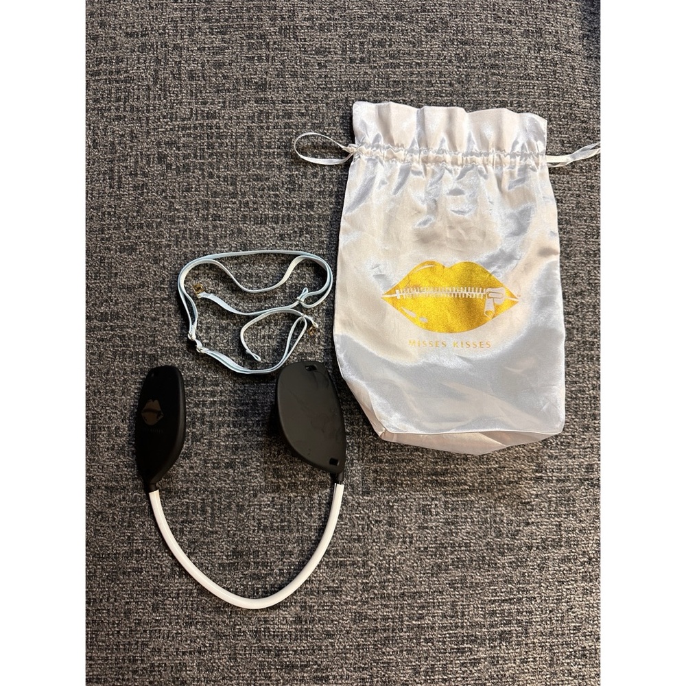 Hearts Kisses Black and White Necklace with Pouch